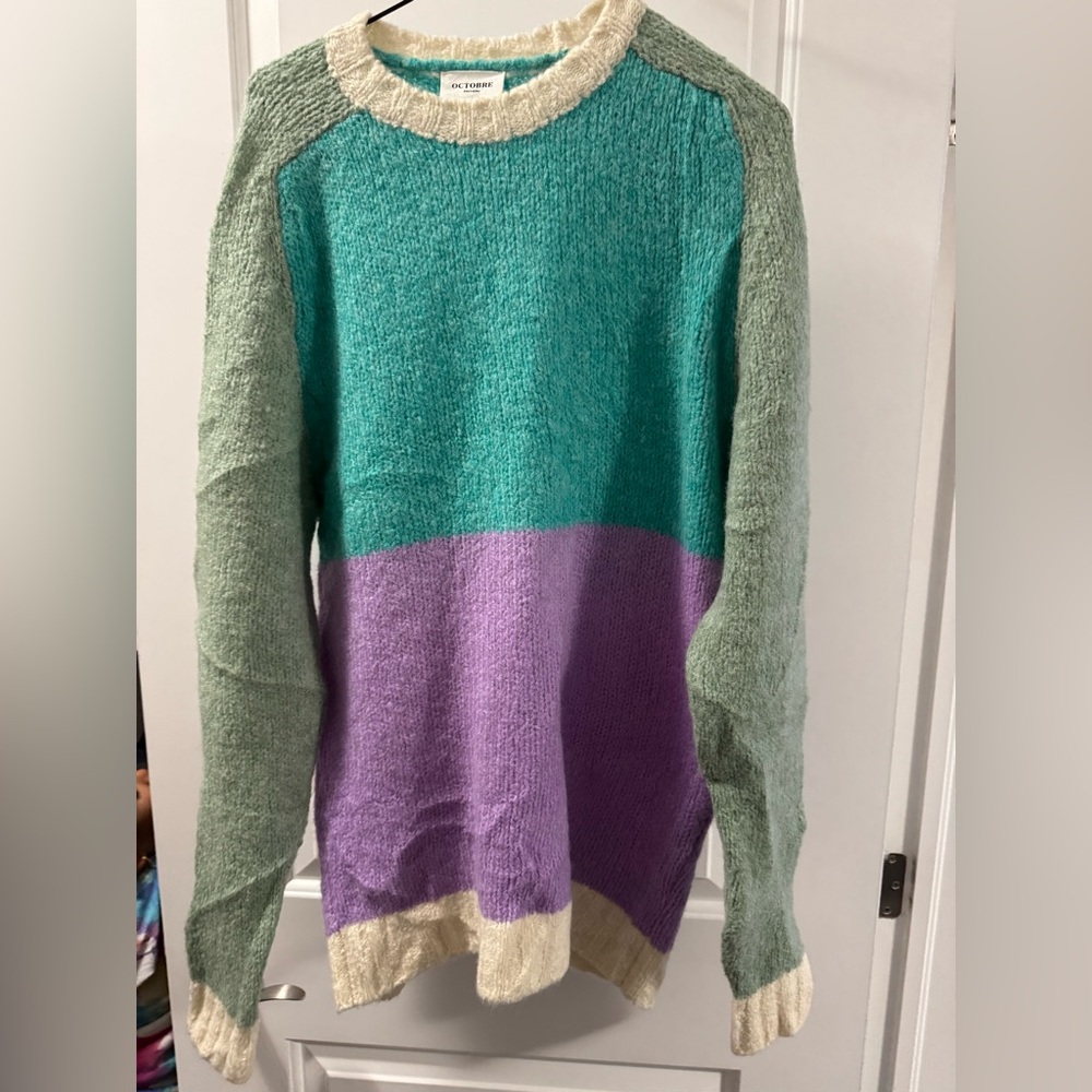 EUC OCTOBRE WOOL SWEATER
